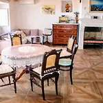 House With Private Pool Mokalo וילה אורביץ