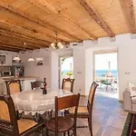 House With Private Pool Mokalo
