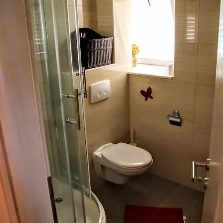 Villa House With Private Pool Mokalo