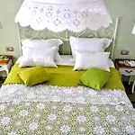 House With Private Pool Mokalo Villa *