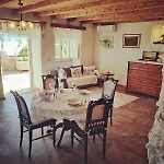 House With Private Pool Mokalo Villa