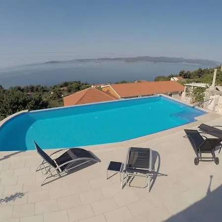 House With Private Pool Mokalo * Orebić