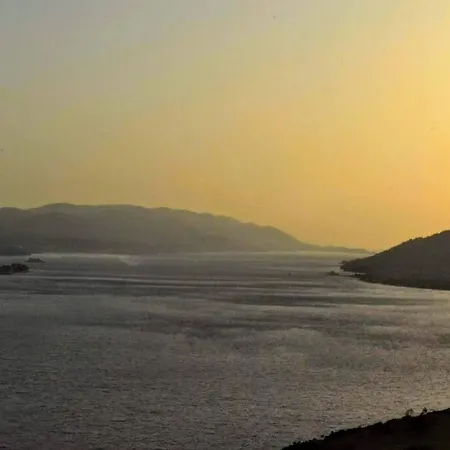 House With Private Pool Mokalo *