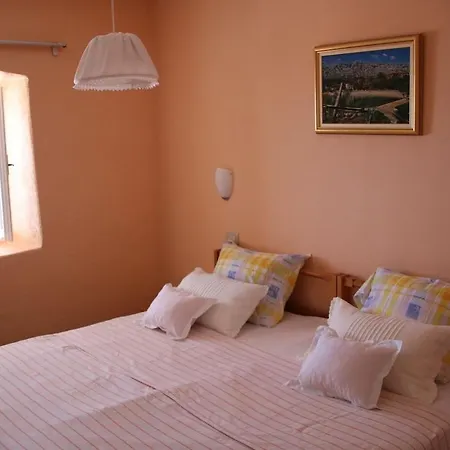 House With Private Pool Mokalo *