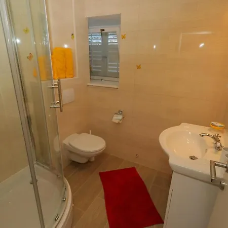 House With Private Pool Mokalo *