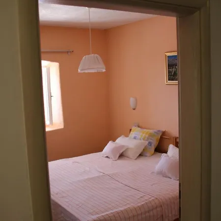 House With Private Pool Mokalo *